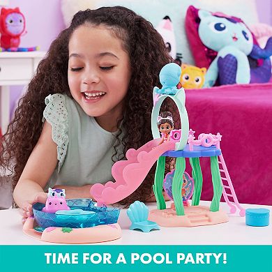 Spin Master Gabby’s Dollhouse Purr-ific Pool Playset with Gabby and MerCat Figures