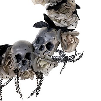 Double Skull and Gray Roses Halloween Wreath 16-Inch Unlit
