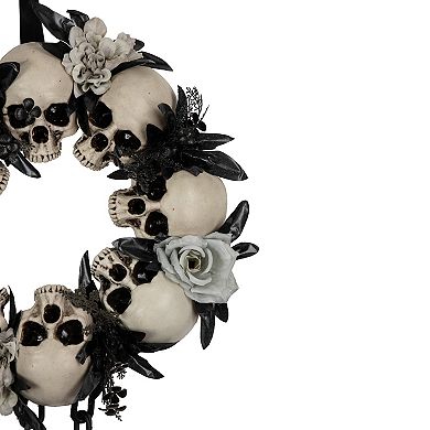 Skulls and Chains with Gray Roses Halloween Wreath 15-Inch Unlit