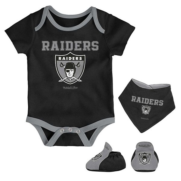 Las Vegas Raiders Mitchell & Ness Newborn & Infant Throwback Bodysuit, Bib  & Booties Set - Black/Silver