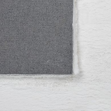 Super Soft Area Rug in White Shaggy High Pile Washable