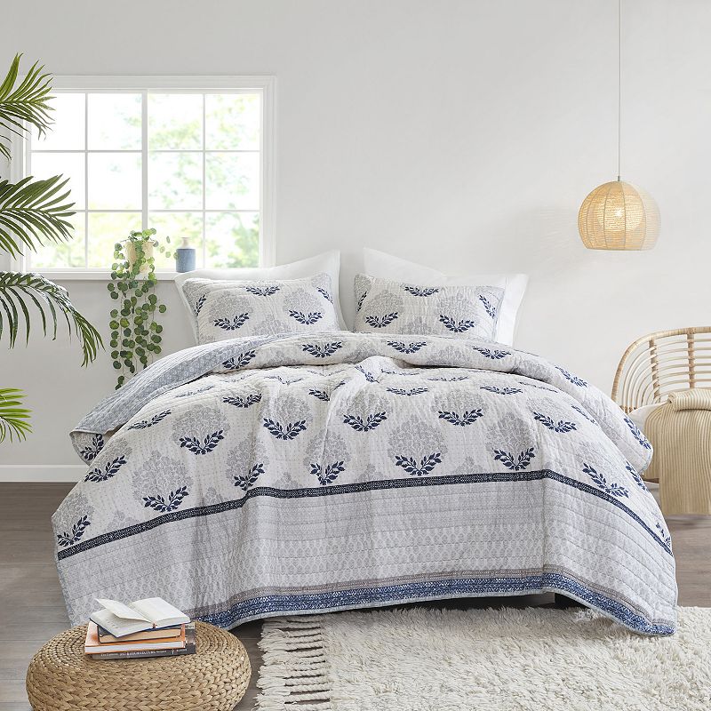 Madison Park Patricia 3-Piece Reversible Cotton Printed Coverlet Set with S