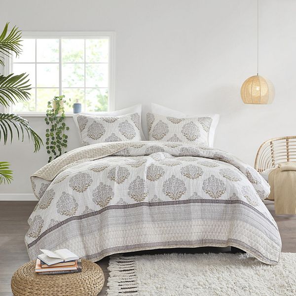 Madison Park Patricia 3Piece Reversible Printed Cotton Quilt Set with Shams