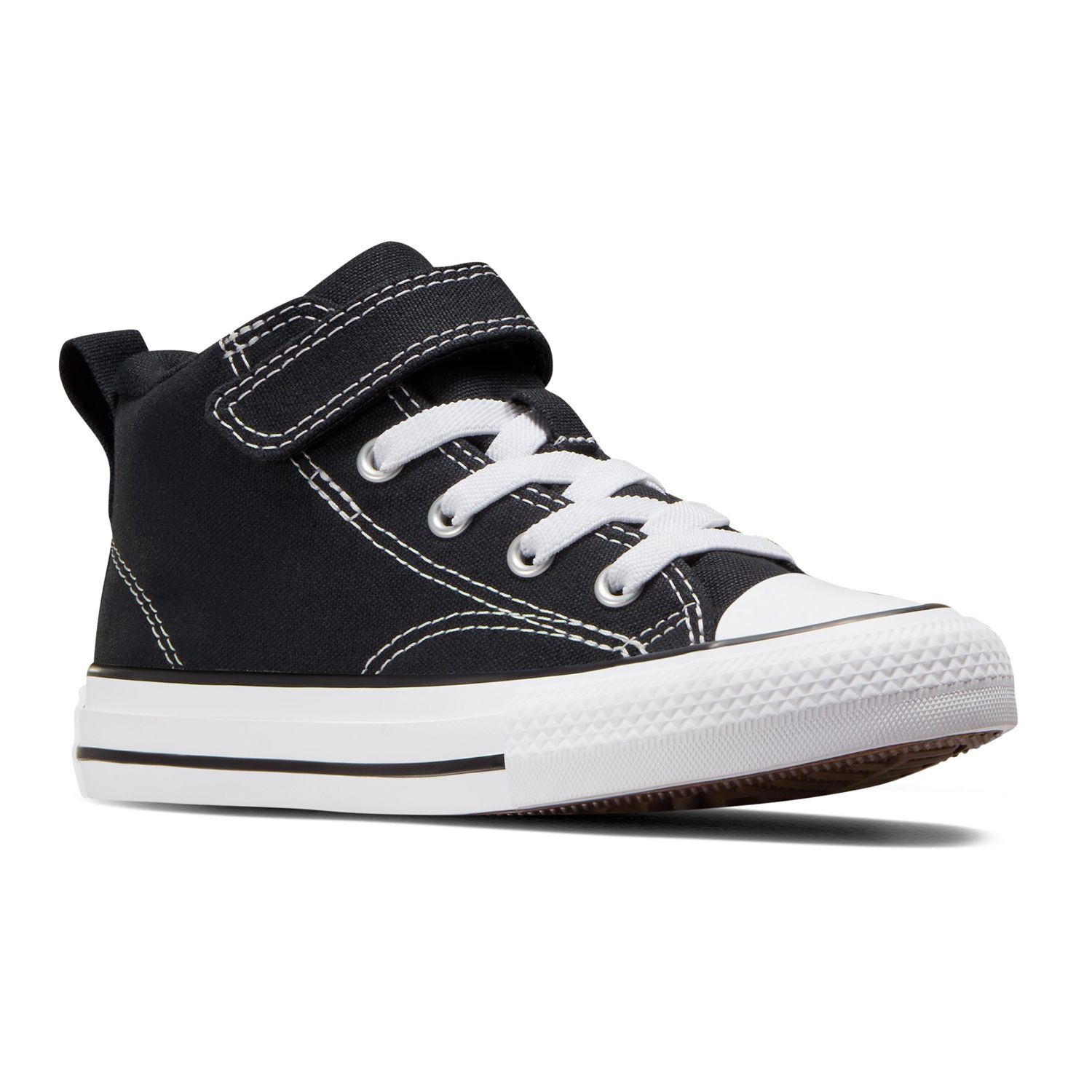 Kohls hotsell black converse