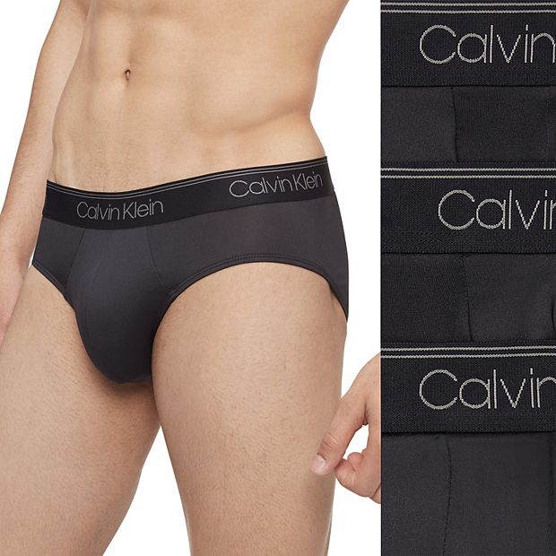Calvin Klein Men`s Microfiber Boxer Briefs Pack of 3