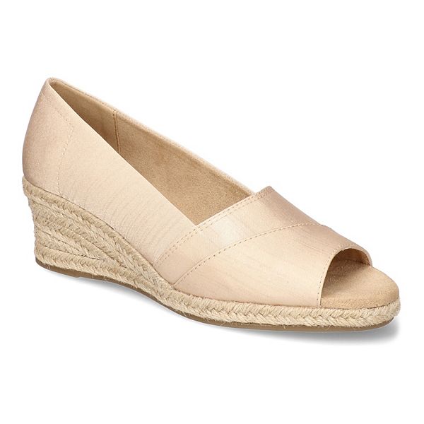 Easy Street Jasper Women's Wedge Sandals