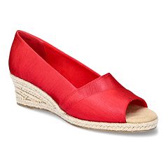 Wide fit hot sale red wedges