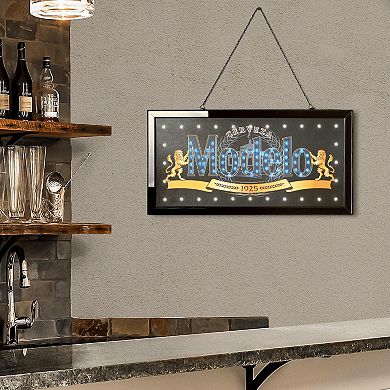 American Art Décor Modelo LED Wall Decor