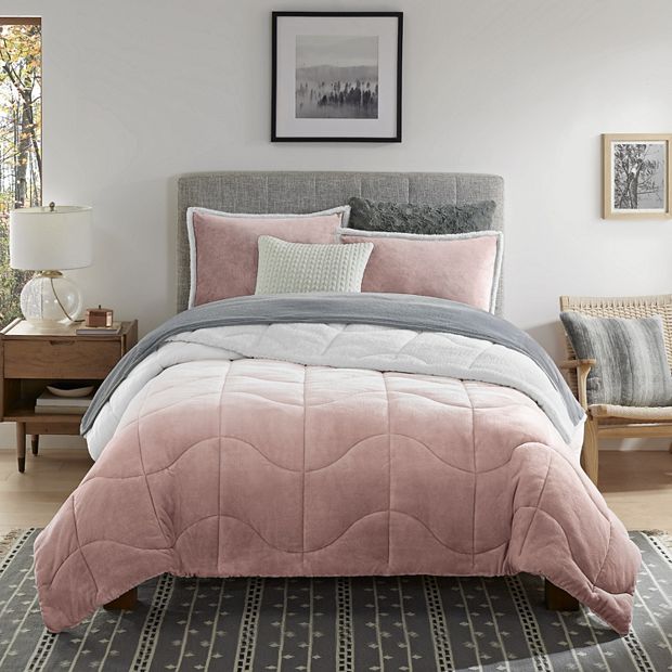 Pink on sale ugg bedding