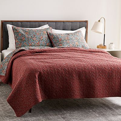 New Sonoma cheapest Full/Queen Reversible Quilt