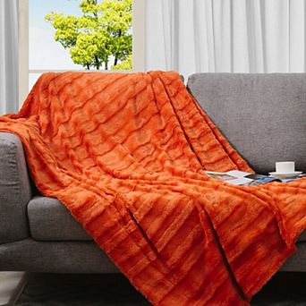 Cheer Collection Faux Fur Blanket, Luxurious Blanket & Throw For Couch- 60"x70"