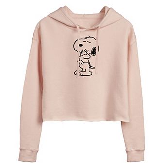 Juniors' Peanuts Snoopy Hug Cropped Hoodie