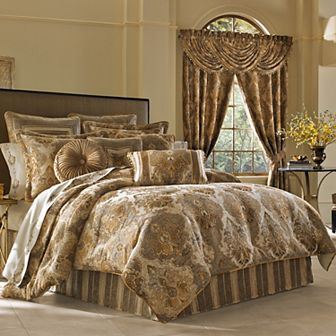 Five Queens Court Brooke 4 pc Comforter Set
