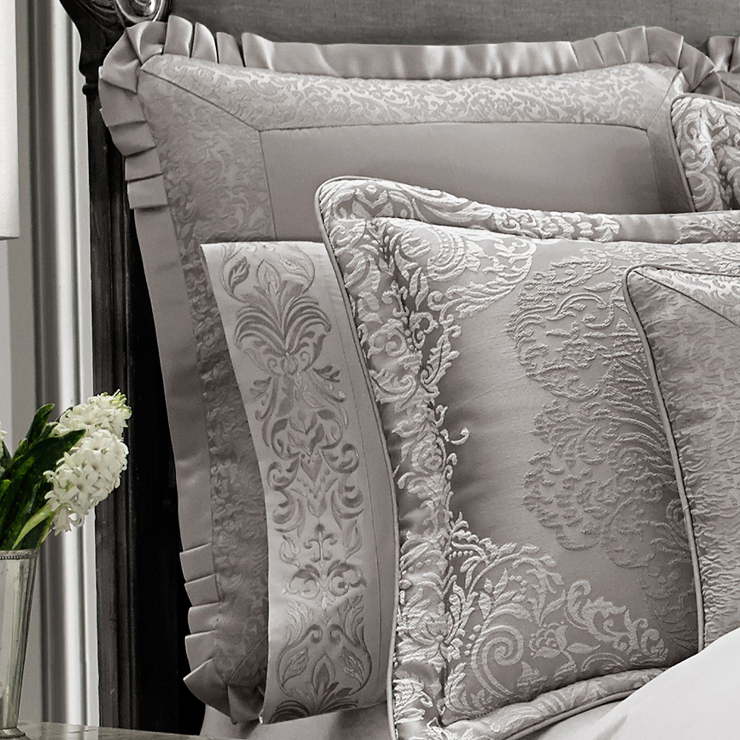 Five Queens Court Lambert Euro Sham - Thumbnail 2