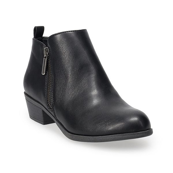 Kohls black 2025 ankle boots