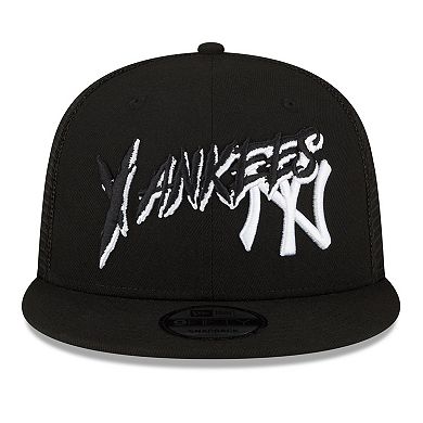 Men's New Era Black New York Yankees Street Trucker 9FIFTY Snapback Hat