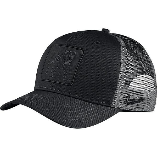 Men's Nike Georgia Bulldogs Classic99 Triple Black Trucker Snapback Hat