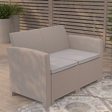 Merrick Lane Malmok Outdoor Furniture Resin Loveseat Light Gray Faux Rattan Wicker Pattern 2-Seat Loveseat With All-Weather Beige Cushions