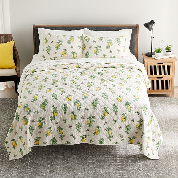 Sonoma Goods For Life® Reversible Printed Quilt Set with Shams