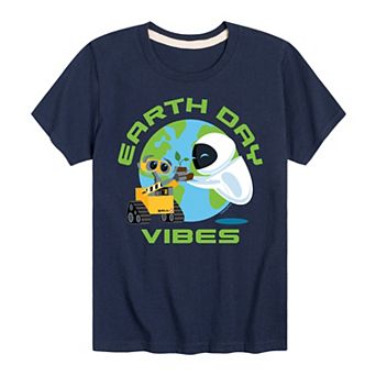 Disney / Pixar's Wall-E Boys 8-20 Earth Day Vibes Graphic Tee