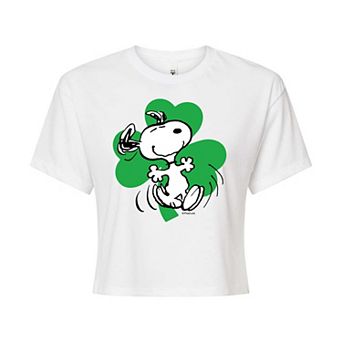 Juniors' Peanuts Snoopy Shamrock Cropped Tee