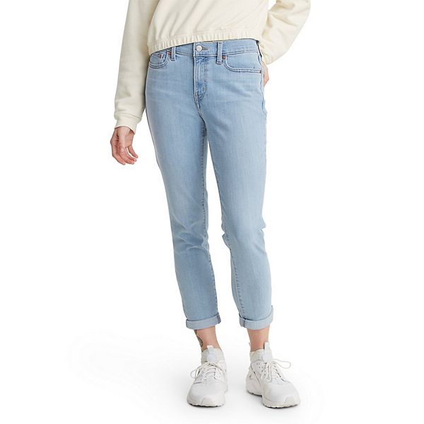 Women s Levi s Boyfriend Jeans