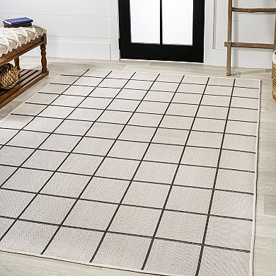 Grid Indoor/Outdoor Rug