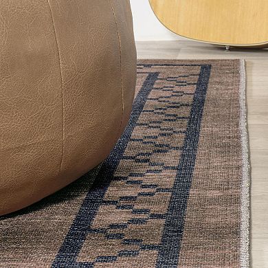 Korsa Machine-Washable Rug