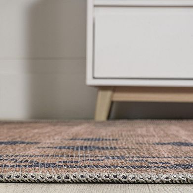 Korsa Machine-Washable Rug