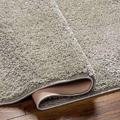 Decor 140 Adila Solid Area Rug