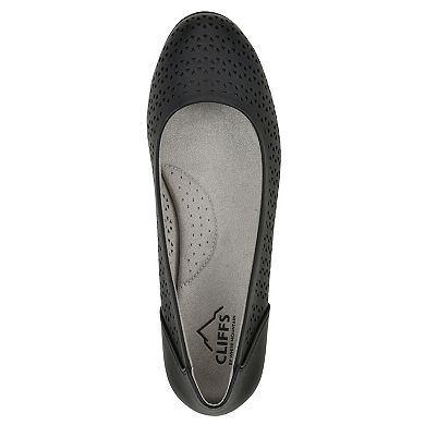 Cliffs by White Mountain Cindy Women's Ballet Flats