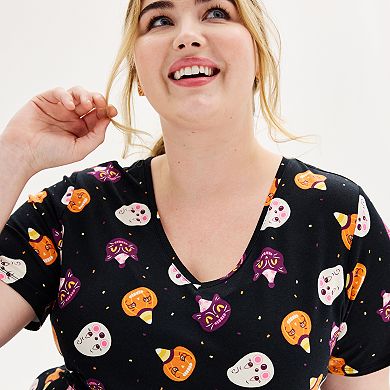 Plus Size Celebrate Together™ Short Sleeve Halloween V-Neck Tee