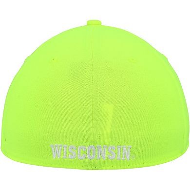 Men's Under Armour Neon Green Wisconsin Badgers Signal Call Performance Flex Hat