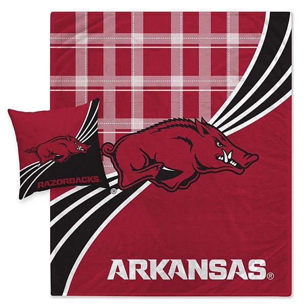 Arkansas Razorbacks Plaid Wave Flannel Fleece Blanket & Pillow Combo Set