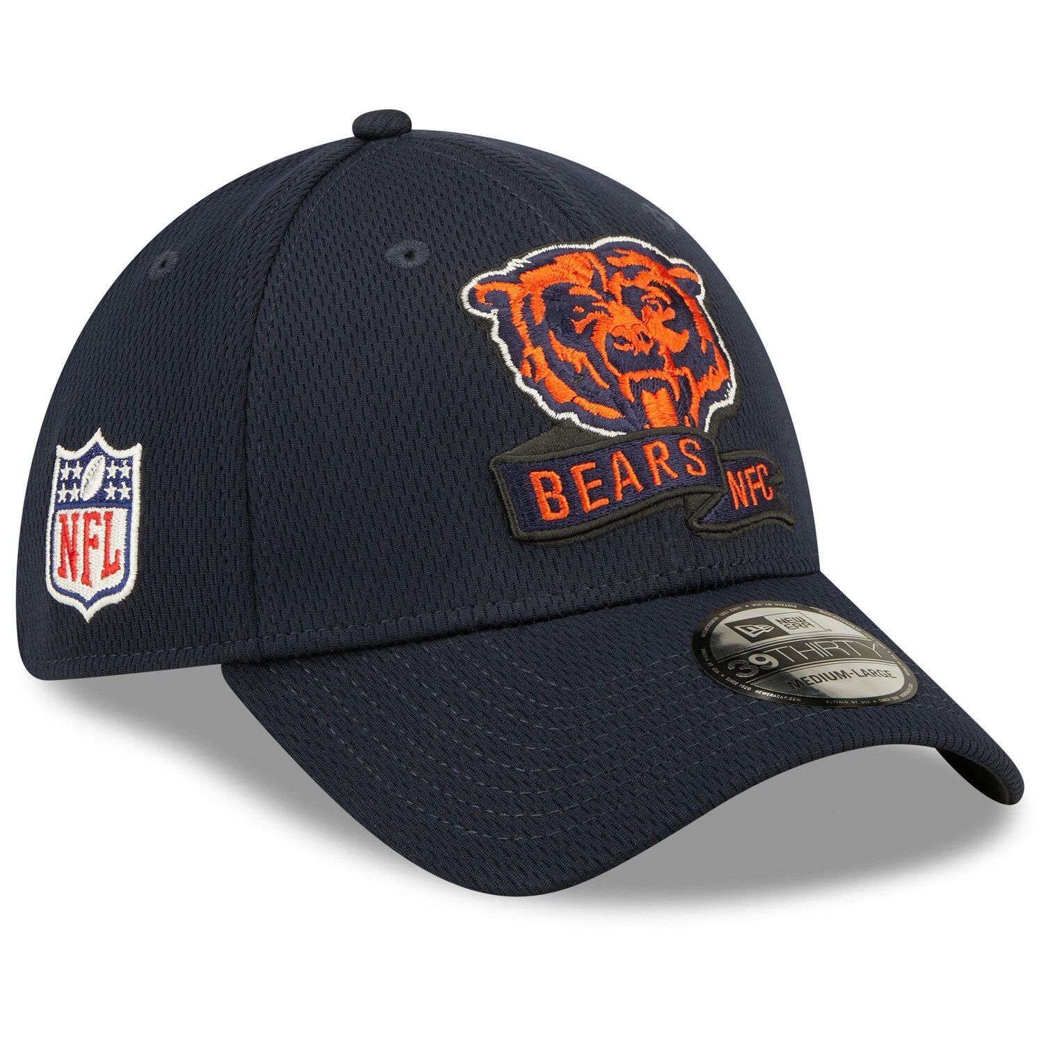 New Era Black Chicago Bears 2021 Salute to Service B Cuffed Knit Hat