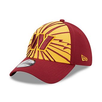 Men's New Era Gold/Burgundy Washington Commanders Shattered 39THIRTY Flex Hat