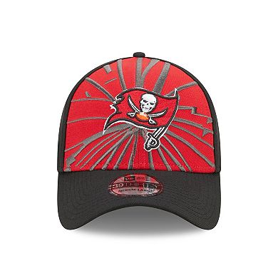 Men's New Era Red/Black Tampa Bay Buccaneers Shattered 39THIRTY Flex Hat
