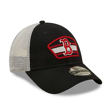 Men's New Era Navy/White Boston Red Sox Logo Patch 9FORTY Trucker Snapback Hat