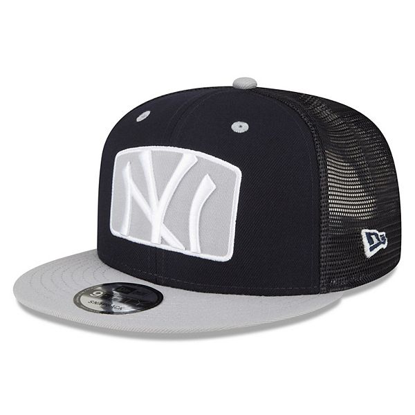 New Era 9FORTY NY Yankees Black Baseball Cap  Baseball hat outfit, New era cap  outfit woman, Cap outfit