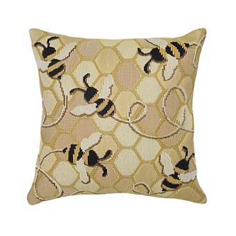 Liora Manne Marina Bee Free Indoor/Outdoor Pillow