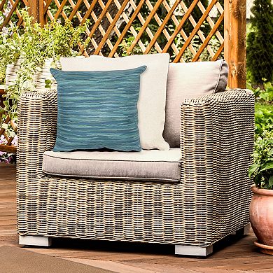 Liora Manne Visions III Broken Stripe Indoor/Outdoor Pillow