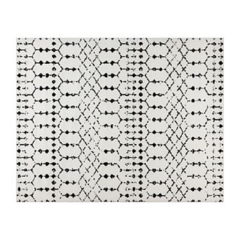 Merrick Lane Ivory Bohemian Low Pile Rug with Black Geometric Design - 8' x 10'