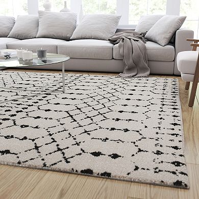 Merrick Lane Ivory Bohemian Low Pile Rug with Black Geometric Design - 8' x 10'