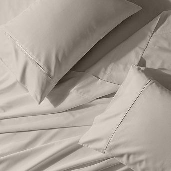 Extra Deep Pockets (22 in Solid 650 Easy Care Sheet Set