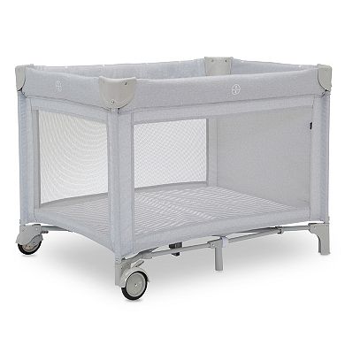 babyGap Deluxe Play Yard