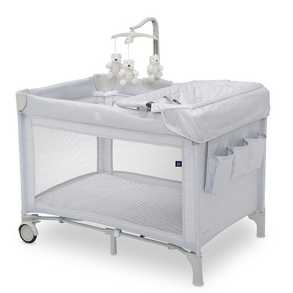 babyGap Deluxe Play Yard - Gray