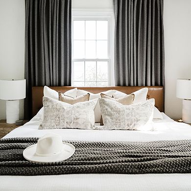 Safavieh Weller Table Lamp