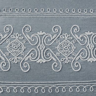 Intelligent Design Mabel Embroidered Duvet Cover Set with Sham