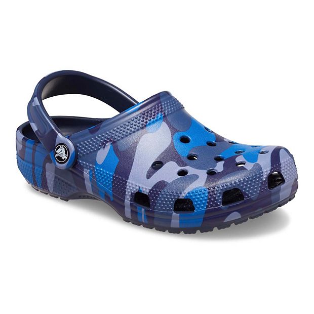 Blue hotsell camo crocs