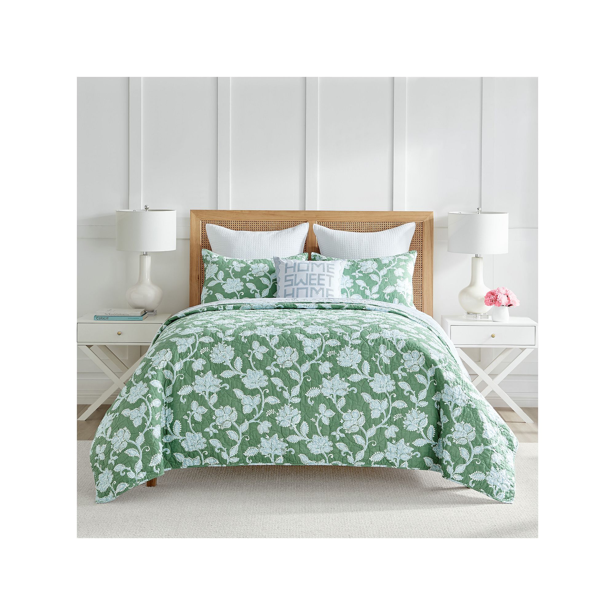 Draper James Lessie Reversible Quilt Set with Shams, Green